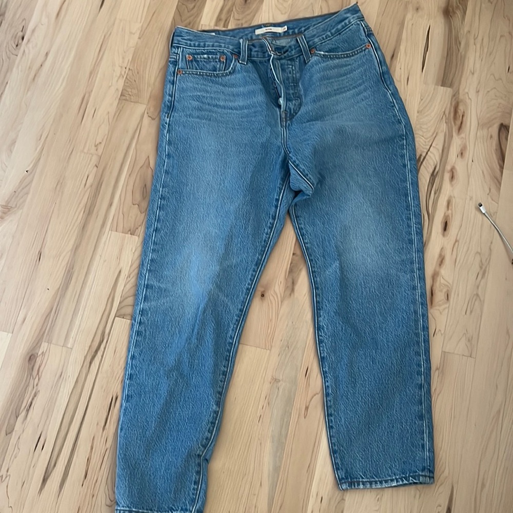 LEVI'S Premium  Wedgie Icon Fit Ankle Button Fly Jeans Sz 29